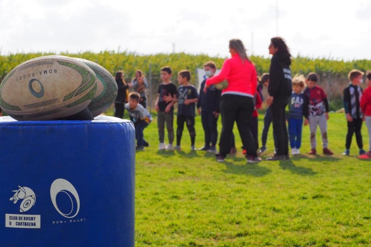 Da del amigo el el club de rugby CRU Cartagena