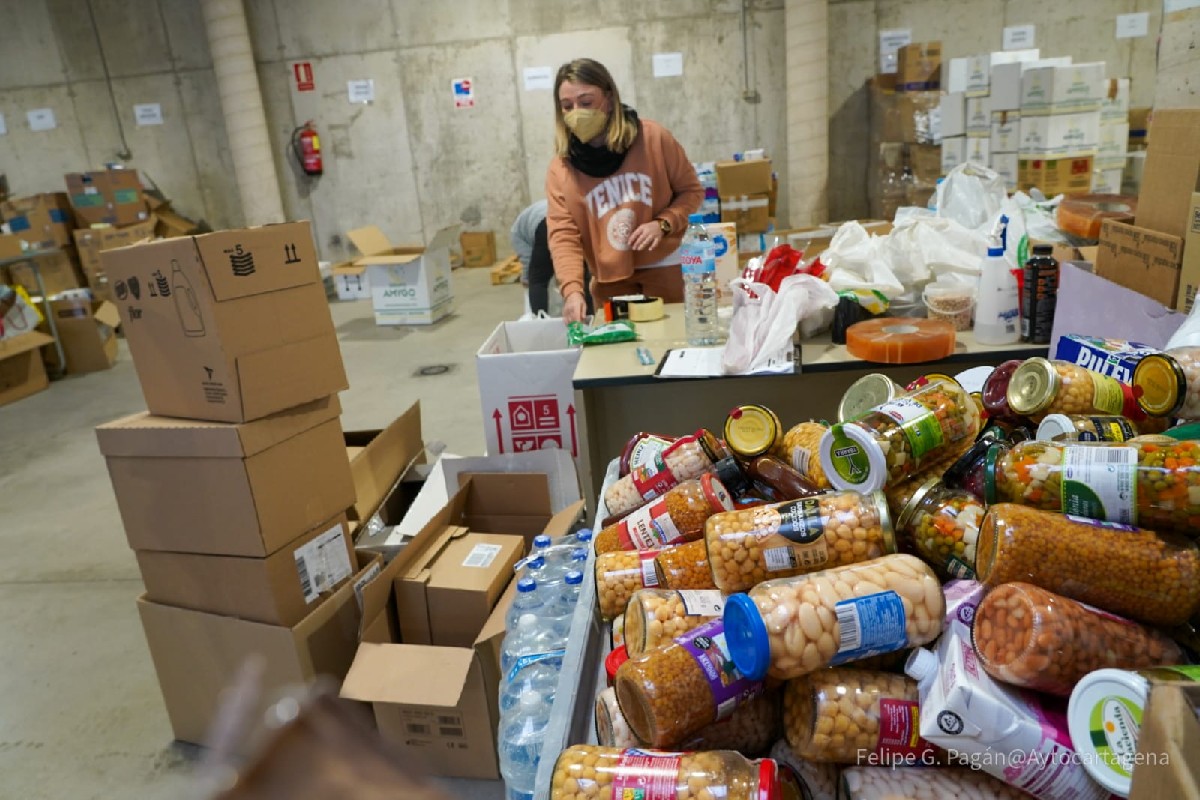 Un segundo camin con ayuda humanitaria saldr este martes desde Cartagena en direccin a Ucrania