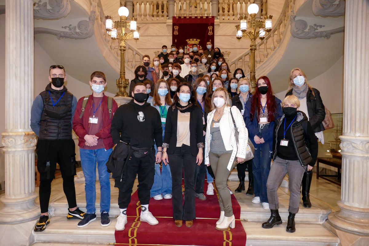 Visita de alumnos Erasmus+ en el Palacio Consistorial