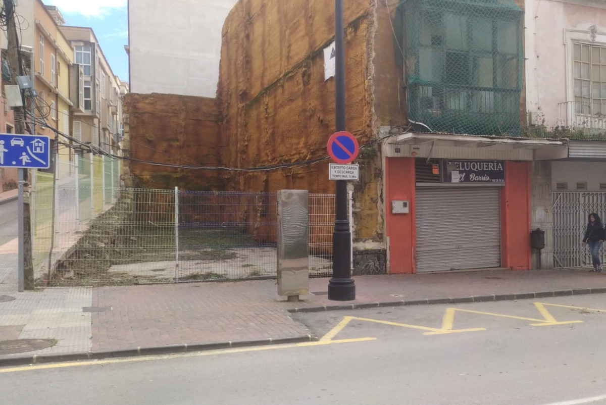 Limpieza de solares en el casco antiguo