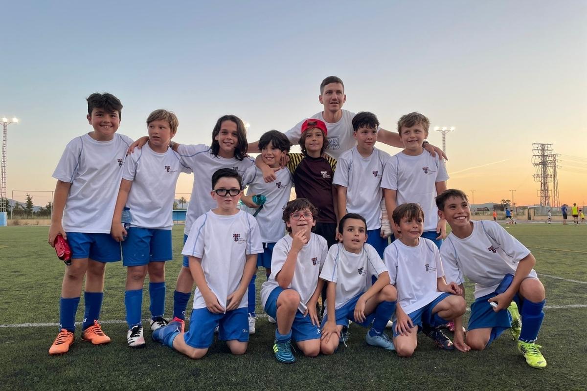 réplica Ejercer Bigote E.D. Dolores de Pacheco, E.F. Santa Ana, C.D La Palma, Nueva Cartagena F.C., A.D. Franciscanos, C.D. Juvenia, E.F. Balsicas y C.D. Naval, clasificados para la gran final del play off | Ayuntamiento réplica Ejercer Bigote E.D. Dolores de Pacheco, E.F. Santa Ana, C.D La Palma, Nueva Cartagena F.C., A.D. Franciscanos, C.D. Juvenia, E.F. Balsicas y C.D. Naval, clasificados para la gran final del play off | Ayuntamiento