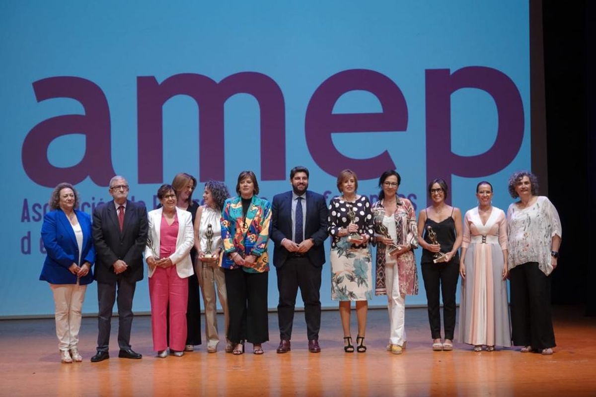 Entrega de los Premios AMEP Mujeres que suman