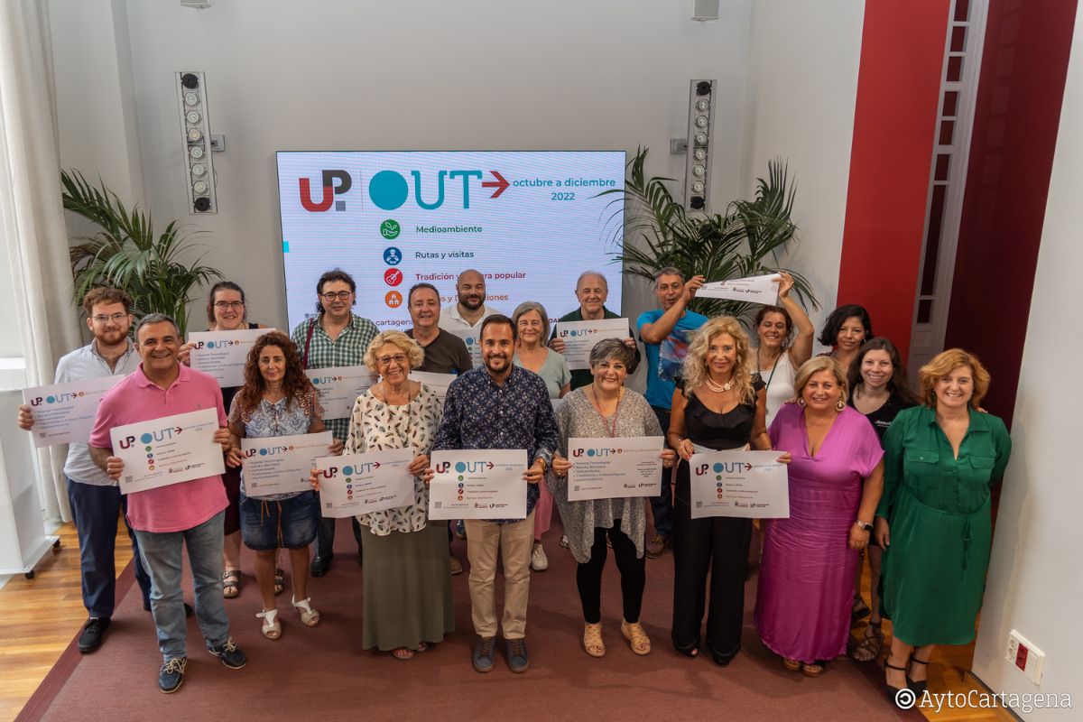 Presentacin de la convocatoria del Programa UP OUT de la Universidad Popular 
