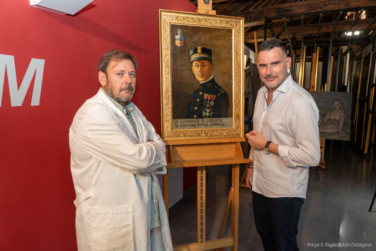 El taller Municipal de Restauracin recupera el retrato del comandante cartagenero Antonio Ripoll