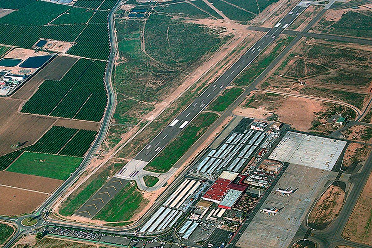 El antiguo aeropuerto de San Javier es una de las bazas de la candidatura a la sede de la Agencia Espacial Europea