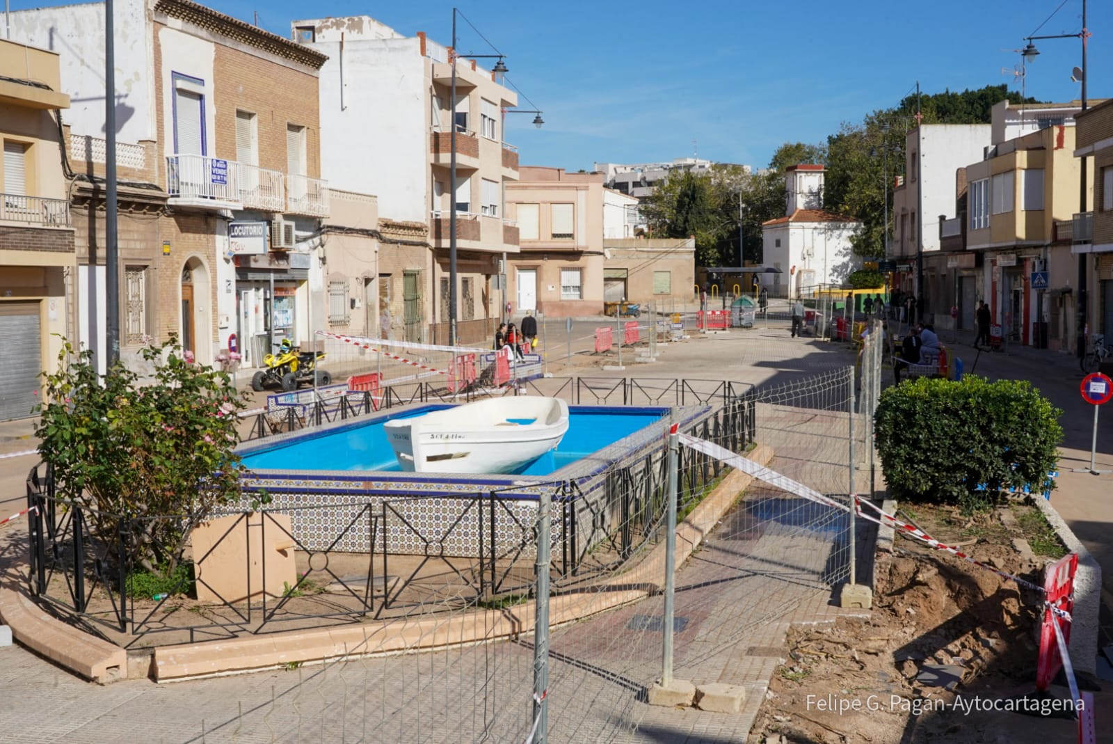 Obras en la Plaza Molina en Santa Luca