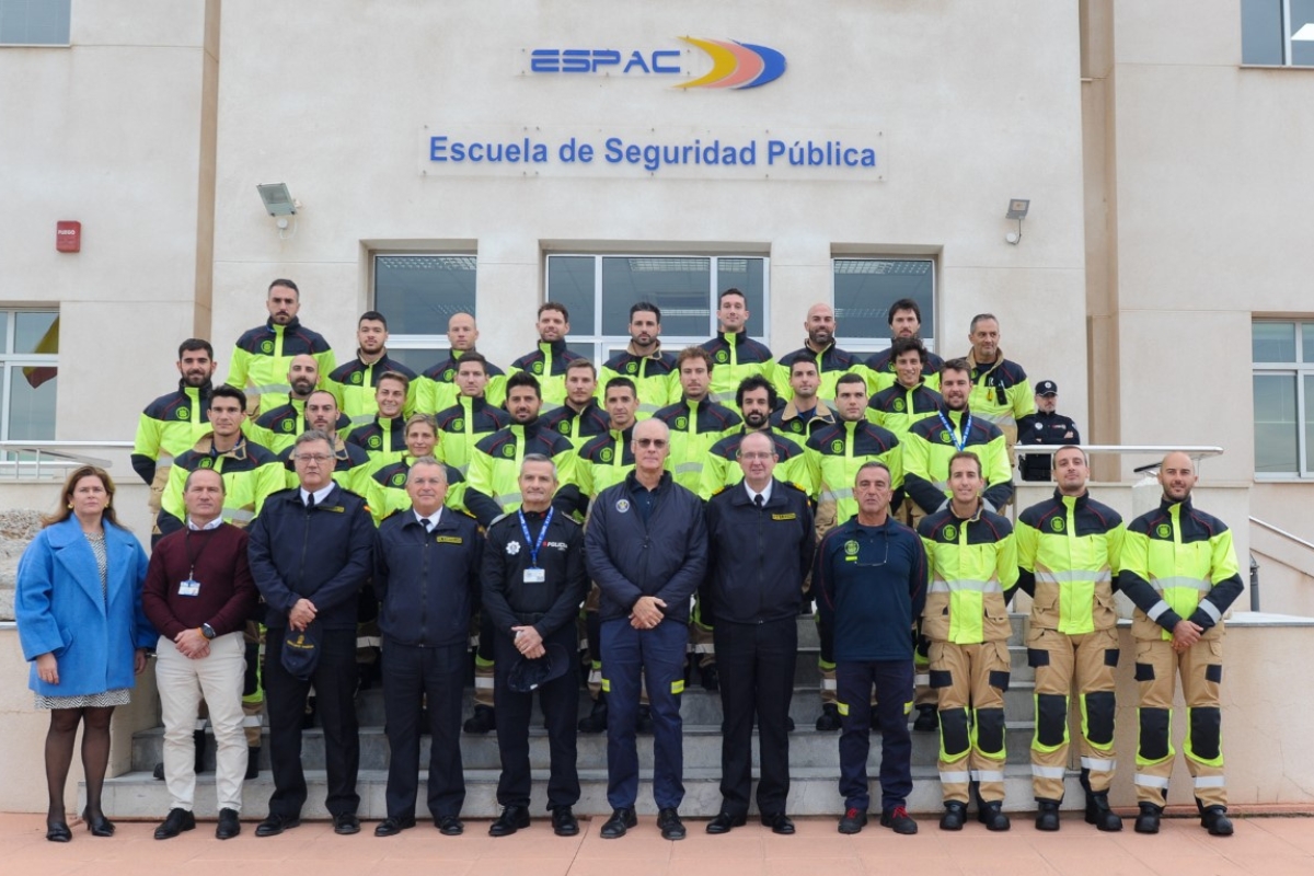 Visita del Almirante del Arsenal de Cartagena al Parque de Seguridad