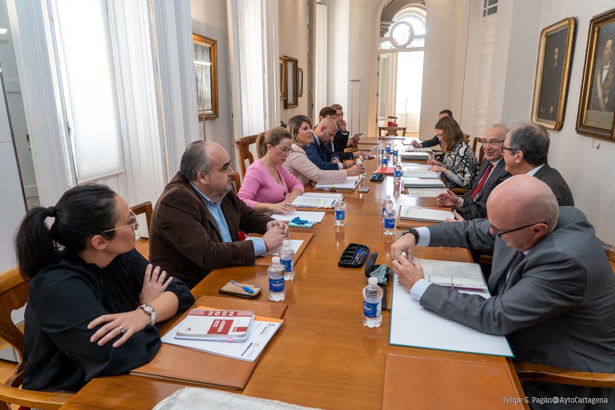 Reunin del Consejo de Administracin de Lhicarsa