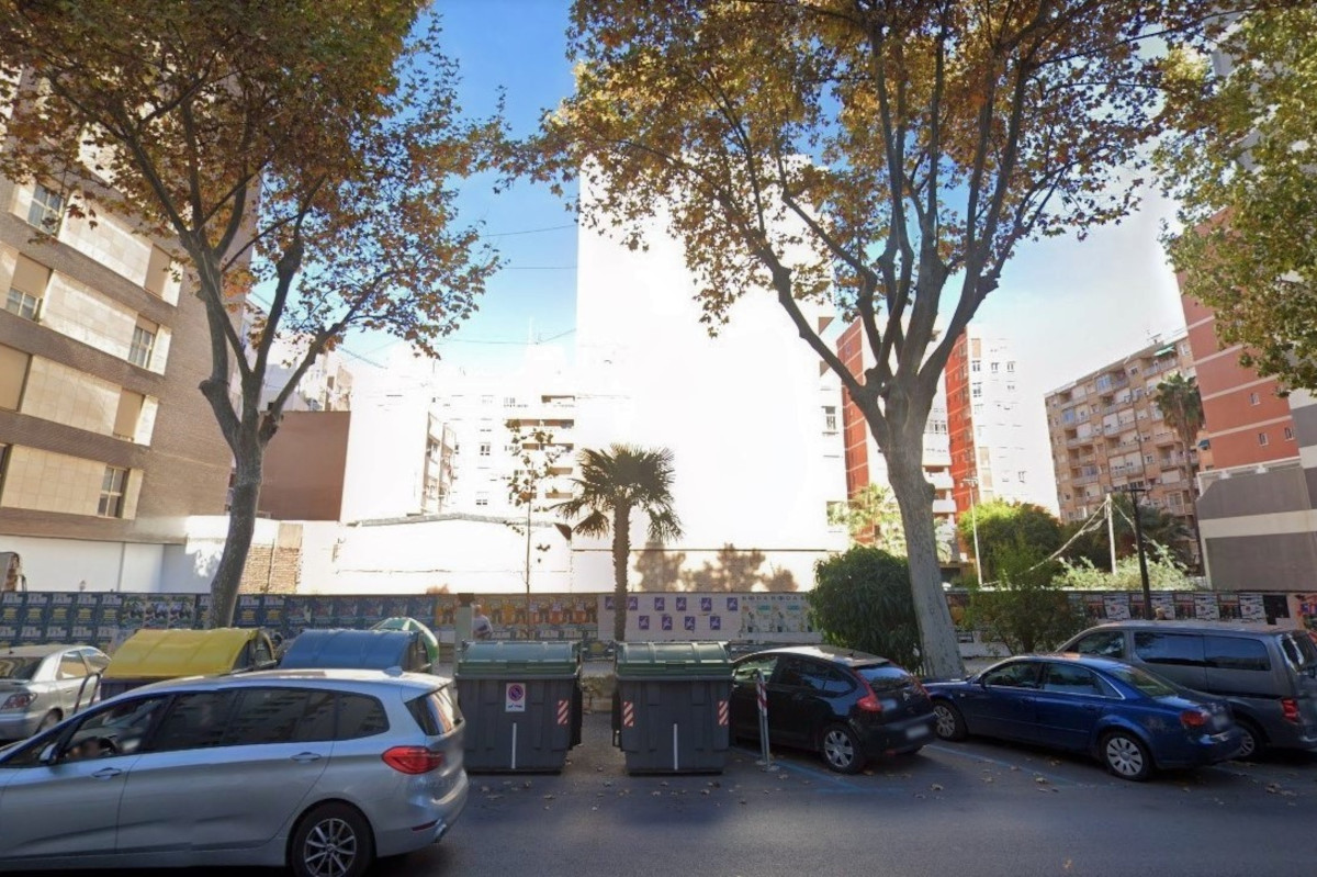 Licencia para construccin de edificio en el Paseo Alfonso XIII