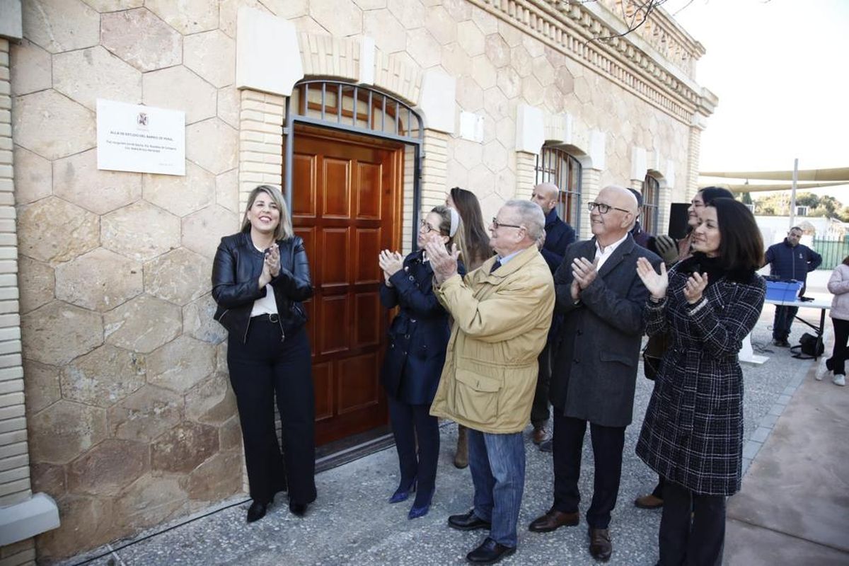 Inauguracin del nuevo Aula de Estudio de Barrio Peral