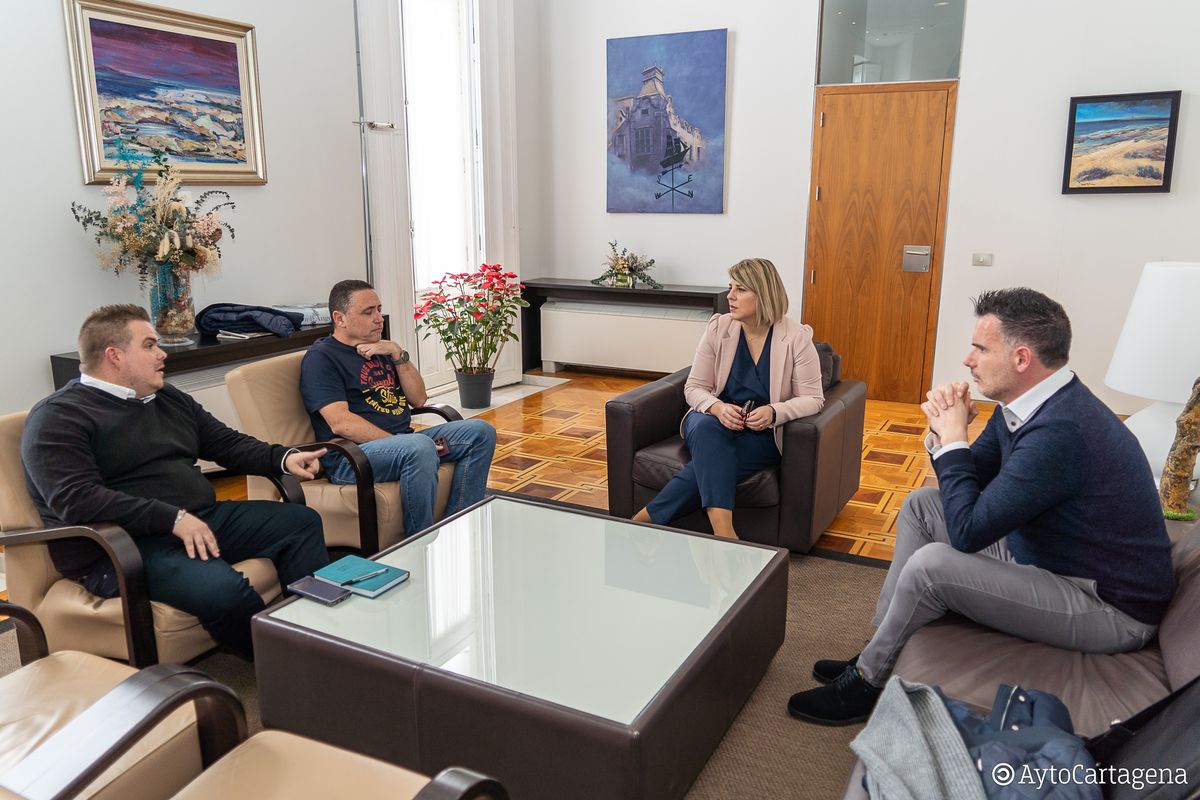 Reunin entre Noelia Arroyo, Carlos Piana y Abel Solano