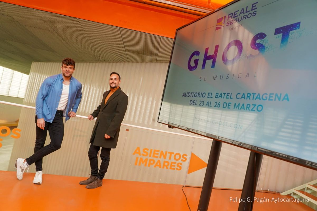 Presentación 'Ghost'