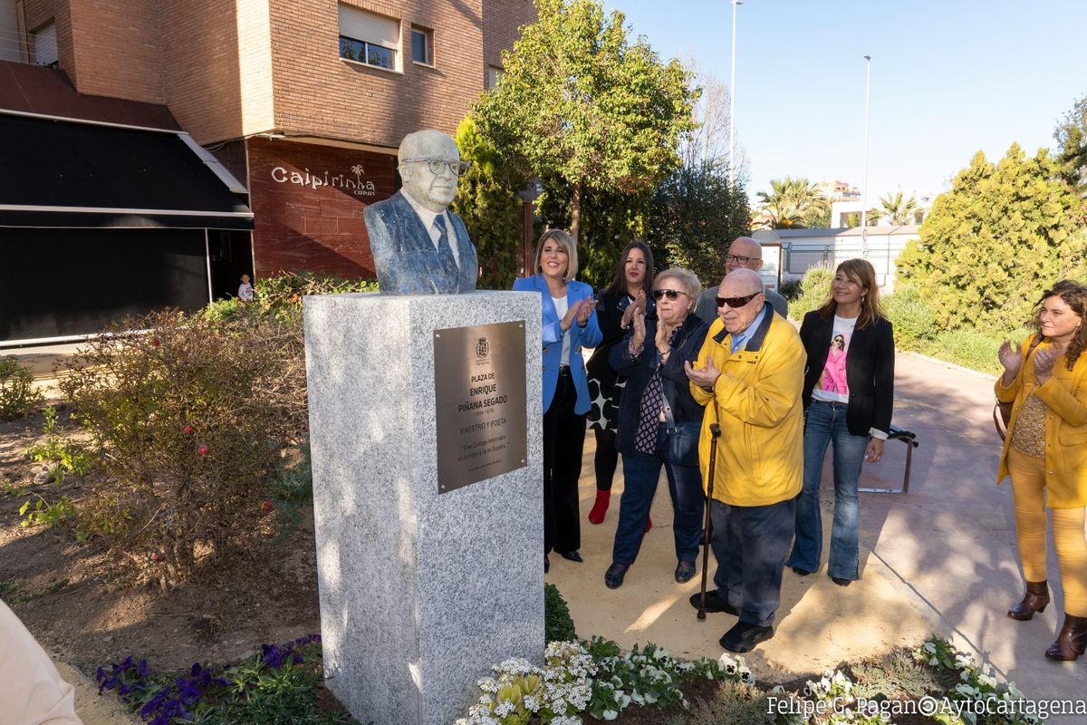 Acto de nominación de la Plaza Enrique Piñana Segado