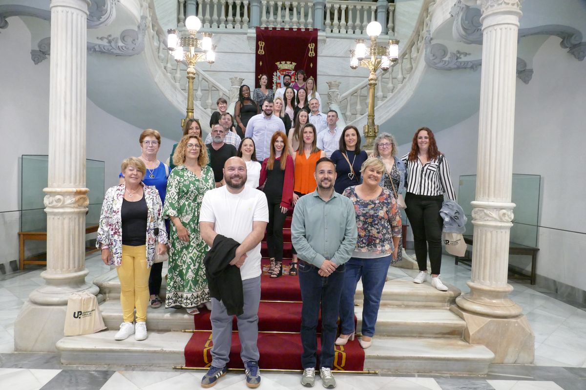 Entrega de diplomas a los alumnos de la UP del curso para acceso a la universidad