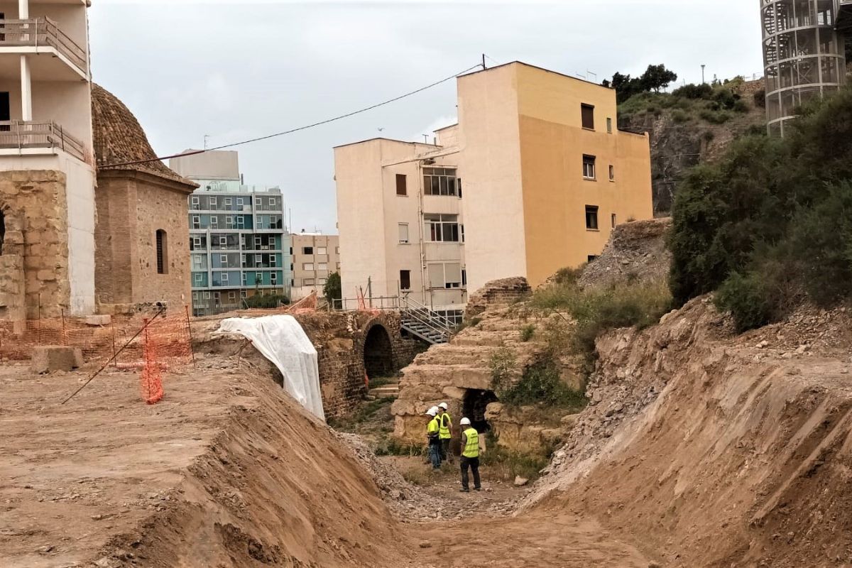 Comienzan las excavaciones para recuperar el sector sureste del Anfiteatro