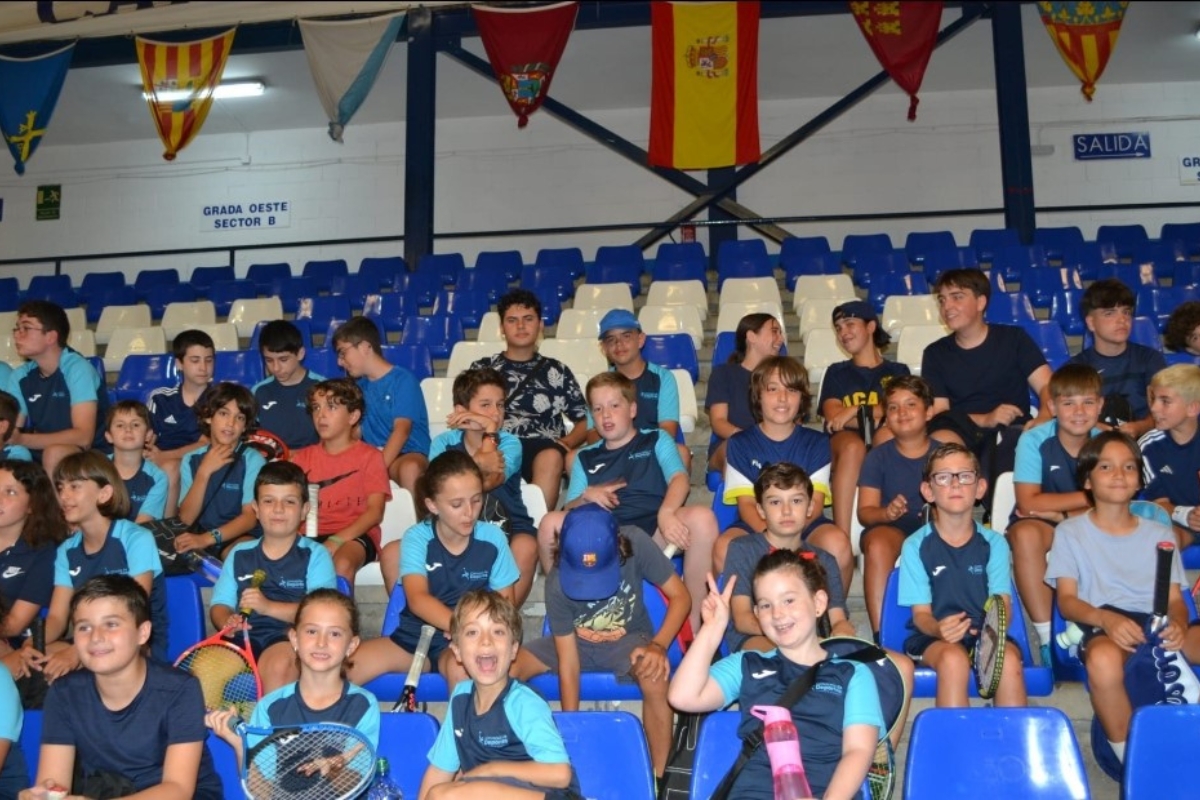 Clausura escuela municipal de tenis de Cartagena.