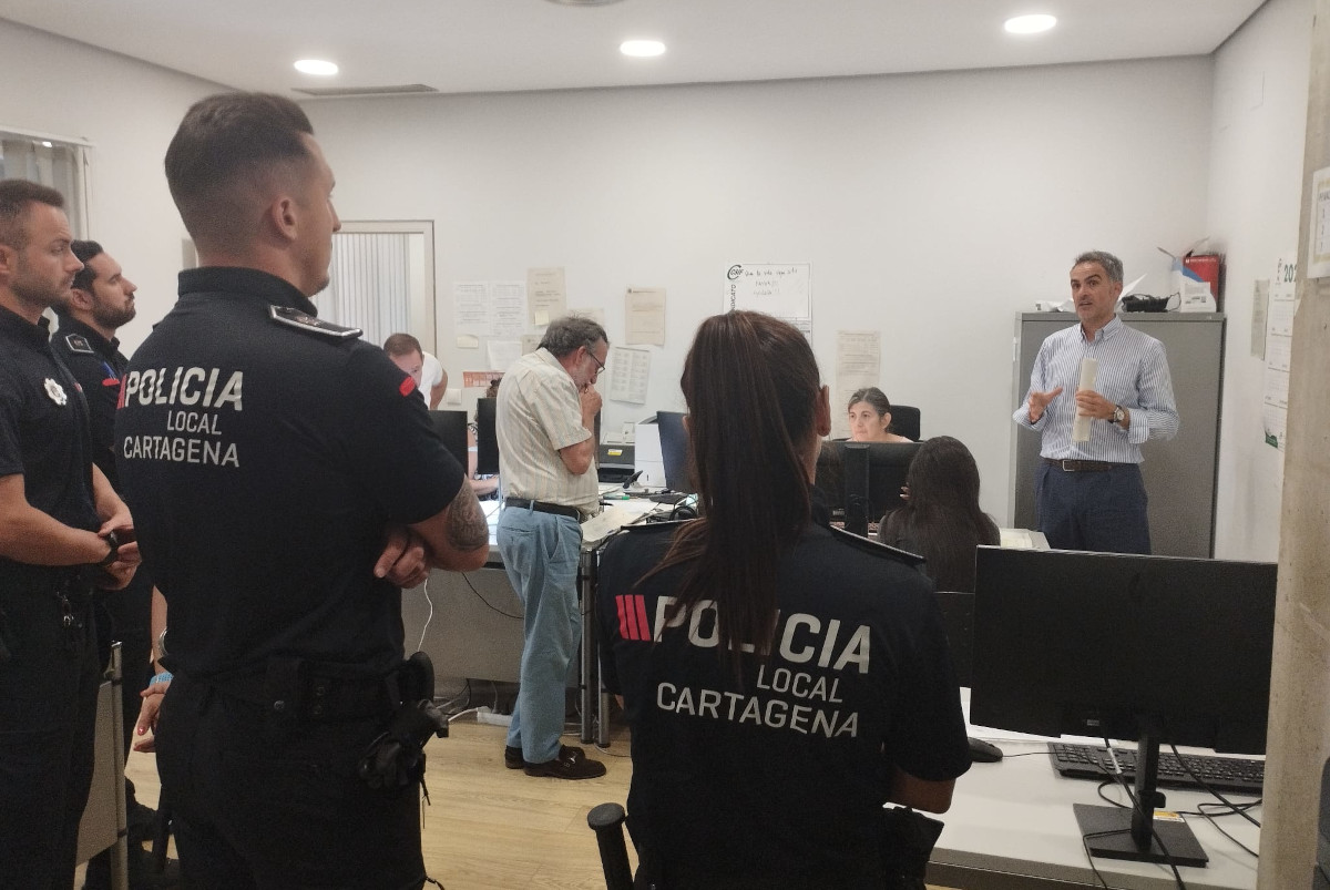 Visita de alumnos de Polica Local a la sede judicial de Cartagena