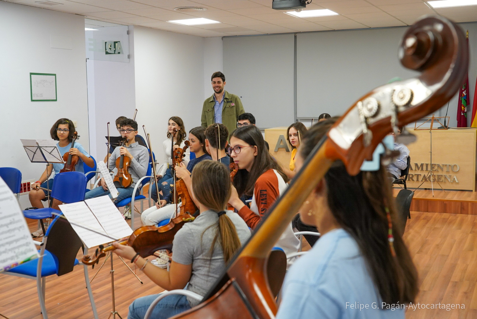 Joven Orquesta de Cartagena en el Centro Juvenil de Canteras.