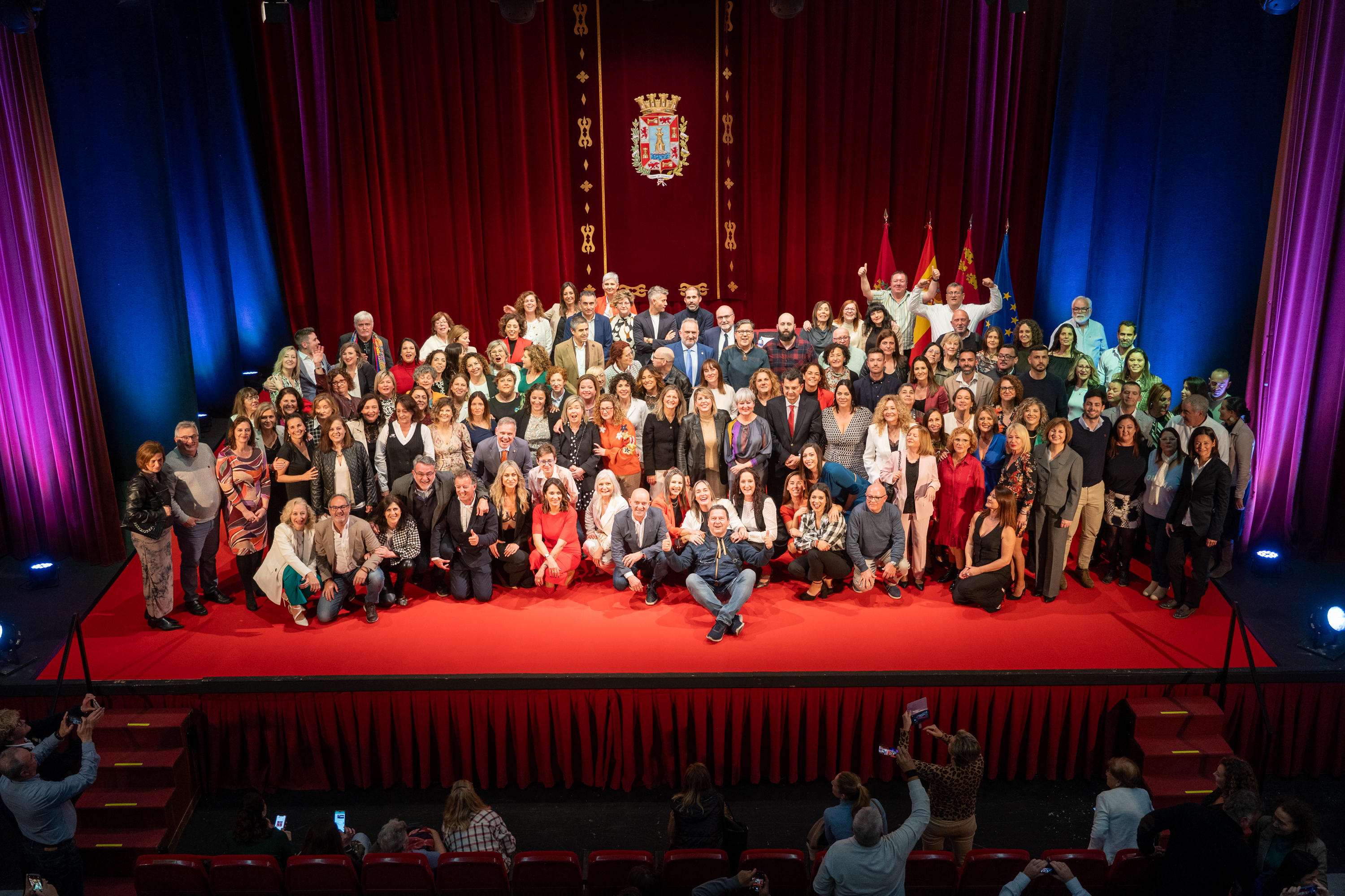 Consolidacin de empleados pblicos en el Nuevo Teatro Circo de Cartagena.