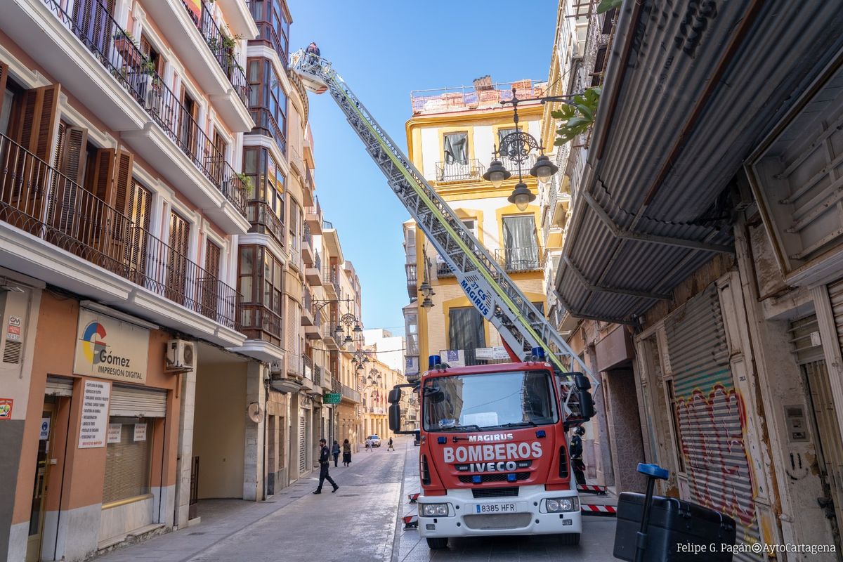 Uno de los vehculos autoescalera de los Bomberos de Cartagena