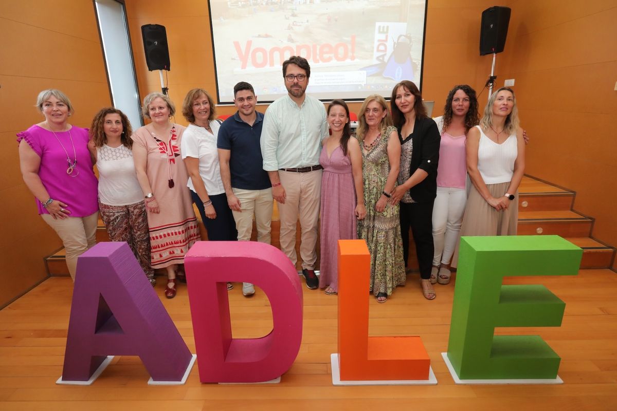Entrega de diplomas de la ADLE en una imagen de archivo.