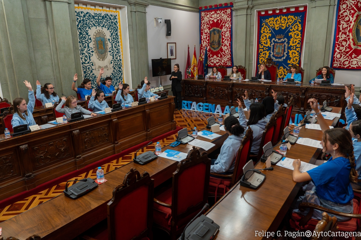 Pleno Infantil del Consejo de la Adolescencia e Infancia de Cartagena. 