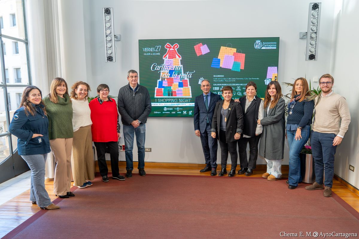 Presentacin de la I Shopping Night 'Cartagena da la nota'