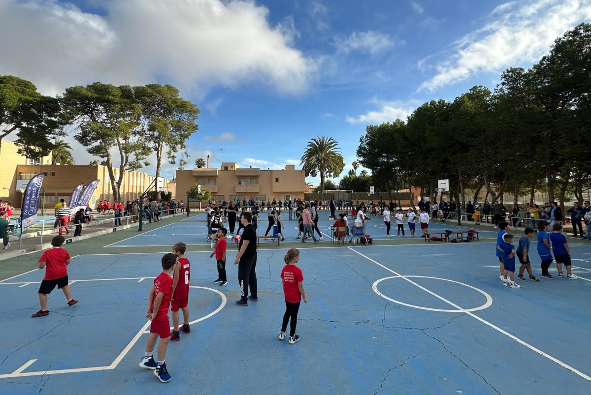Baloncesto y Natacin protagonizan el deporte esocolar municipal durante el ltimo trimestre del ao 2024