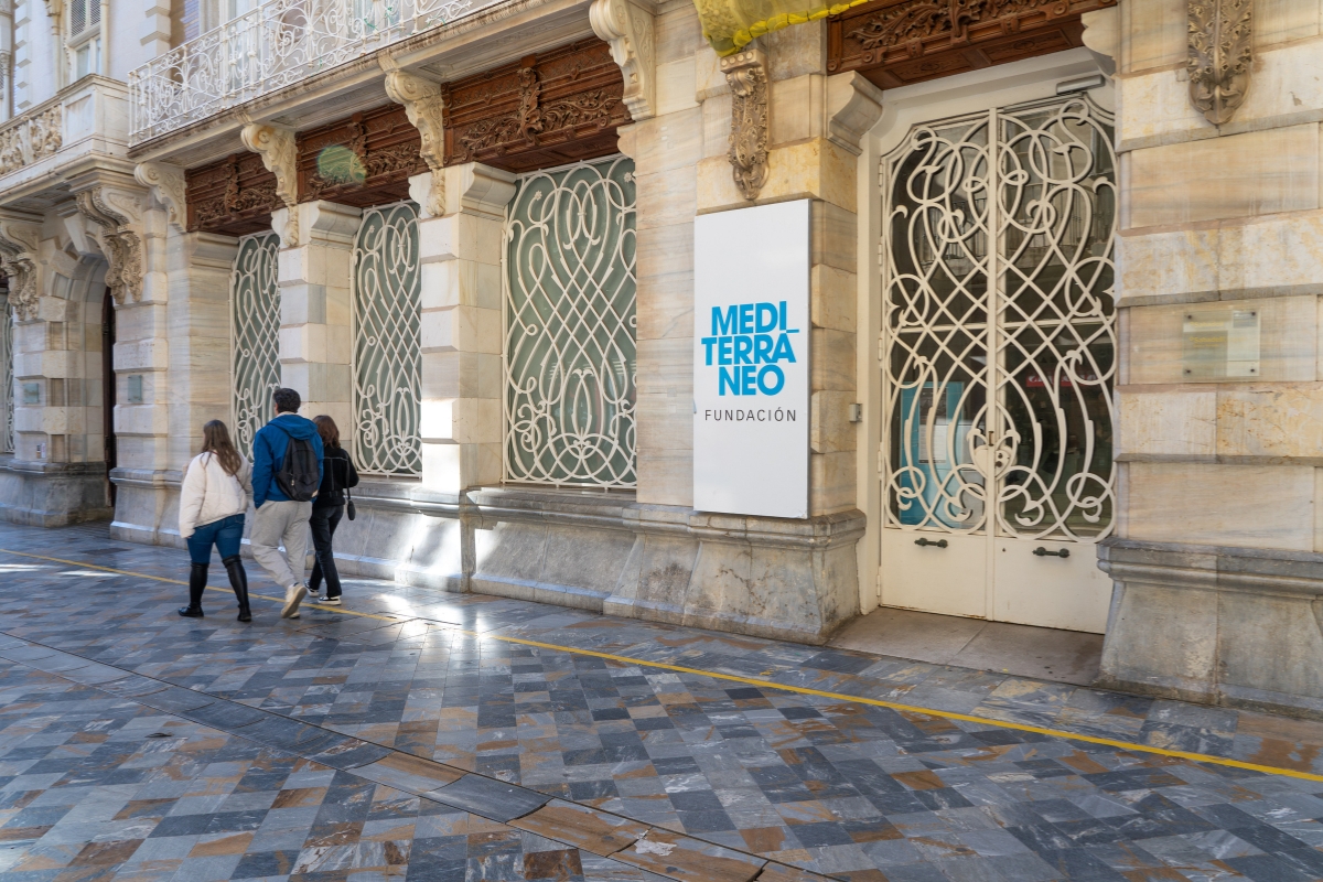 Cine con la Filmoteca en la Fundación Mediterráneo de la calle Mayor de Cartagena.