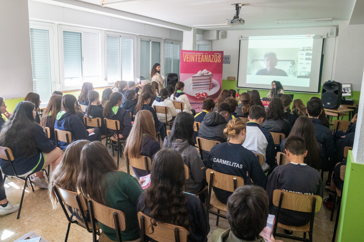 Encuentro telmatico en Carmelitas con el finalista de los Premios Hache 2025 David Nel lo