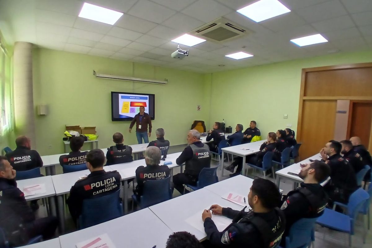 Agentes de la Polica Local se forman sobre delitos de hurto