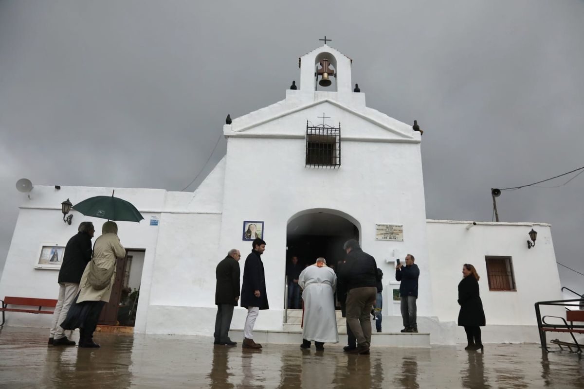 Bendición de la campana de la ermita del Monte Calvario tras su restauración