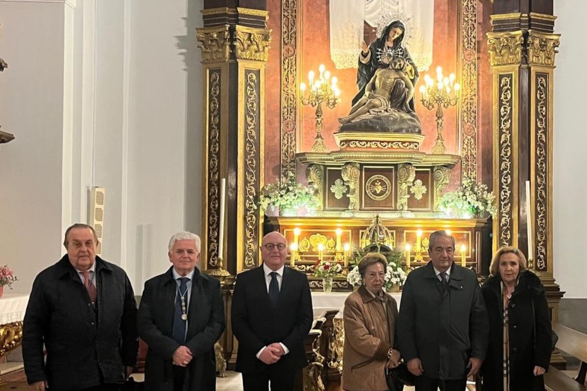 El Ayuntamiento apoya a la Cofrada Virgen de la Caridad-Cartageneros en Madrid