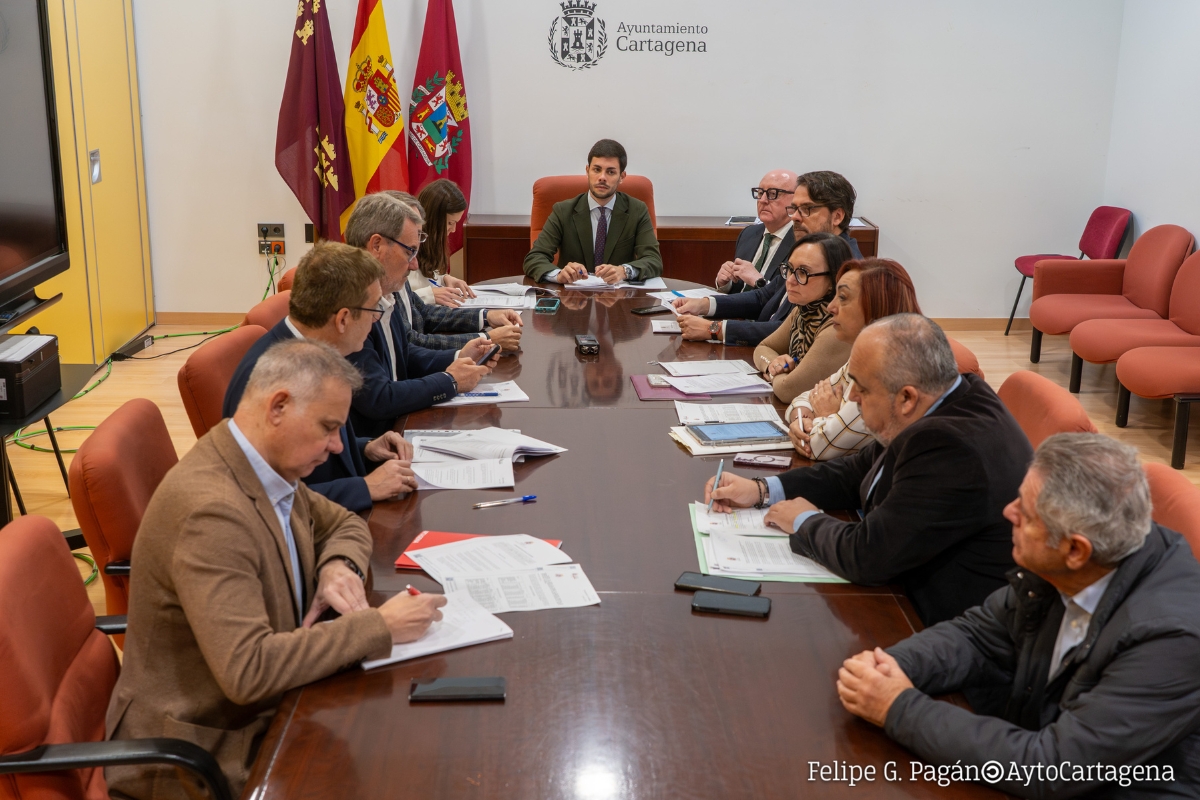 Reunión de la Comisión de Hacienda e Interior