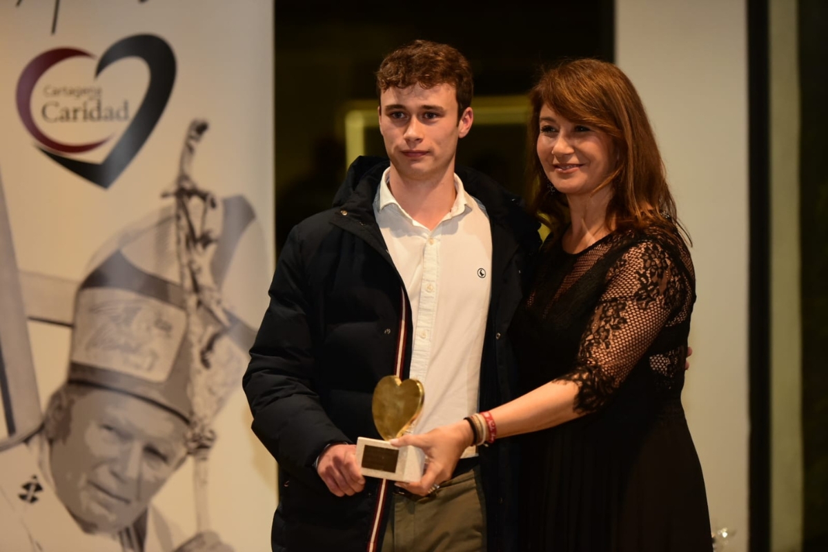 Cartagena por la Caridad entrega galardones por su 20 aniversario