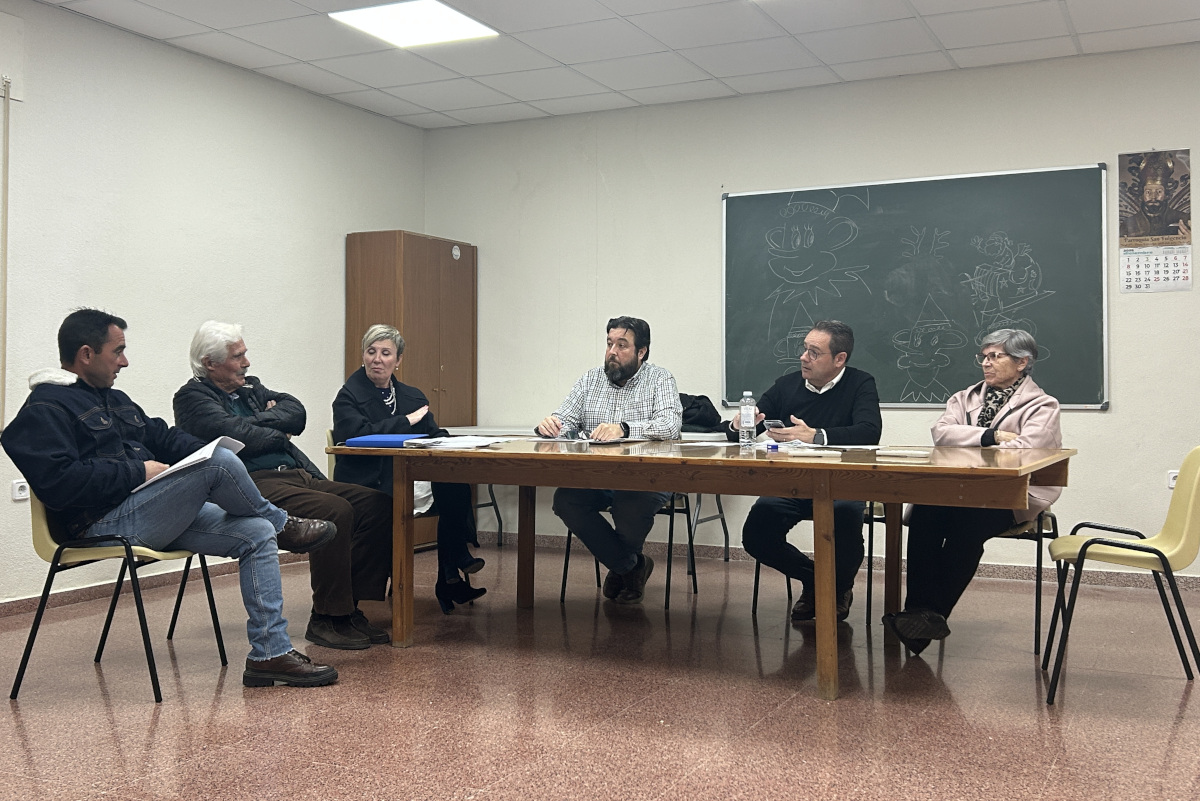 Reunión del pleno de la Junta Municipal de Pozo Estrecho