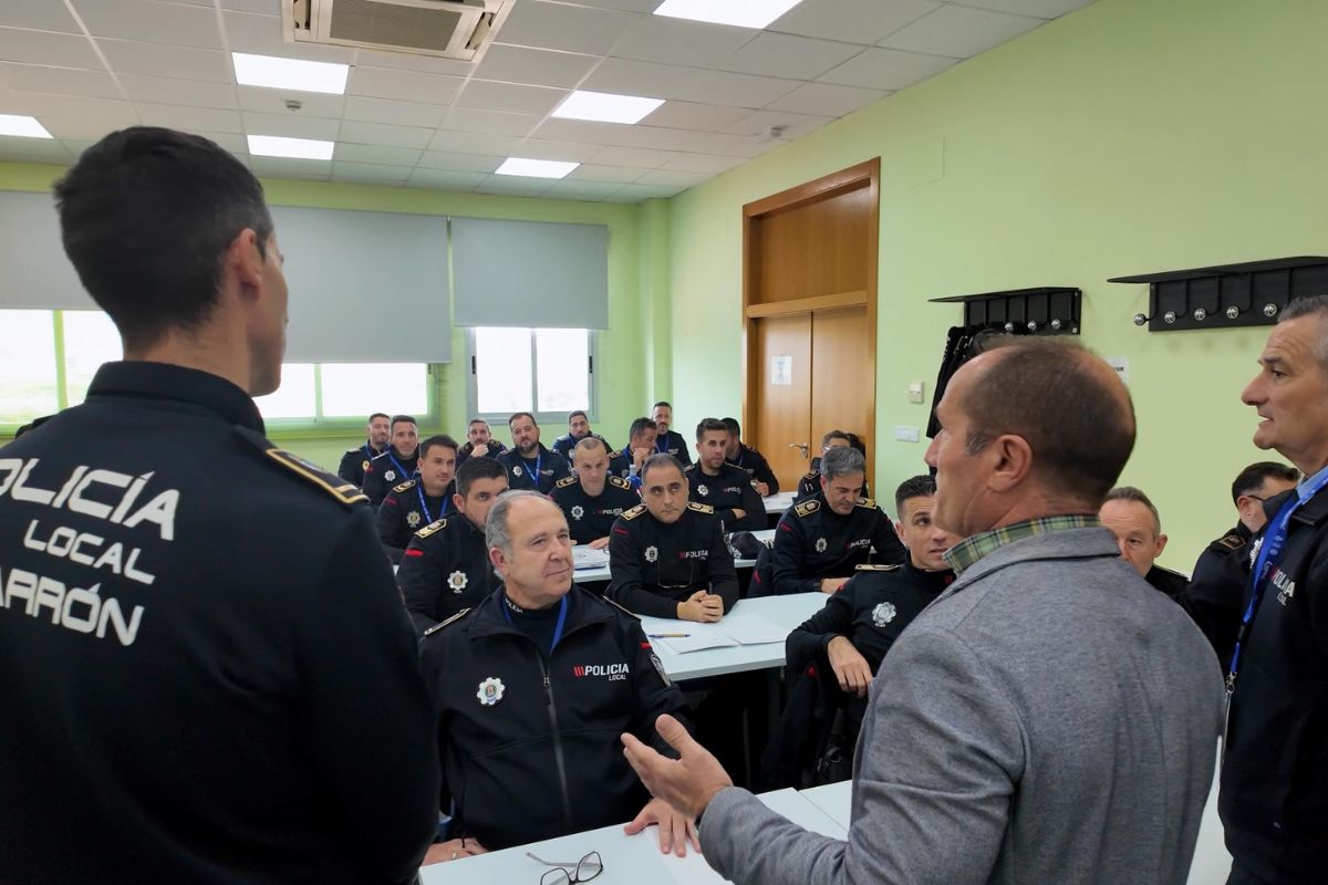 Recta final de la formaci�n te�rica para 35 aspirantes a mandos policiales en la ESPAC