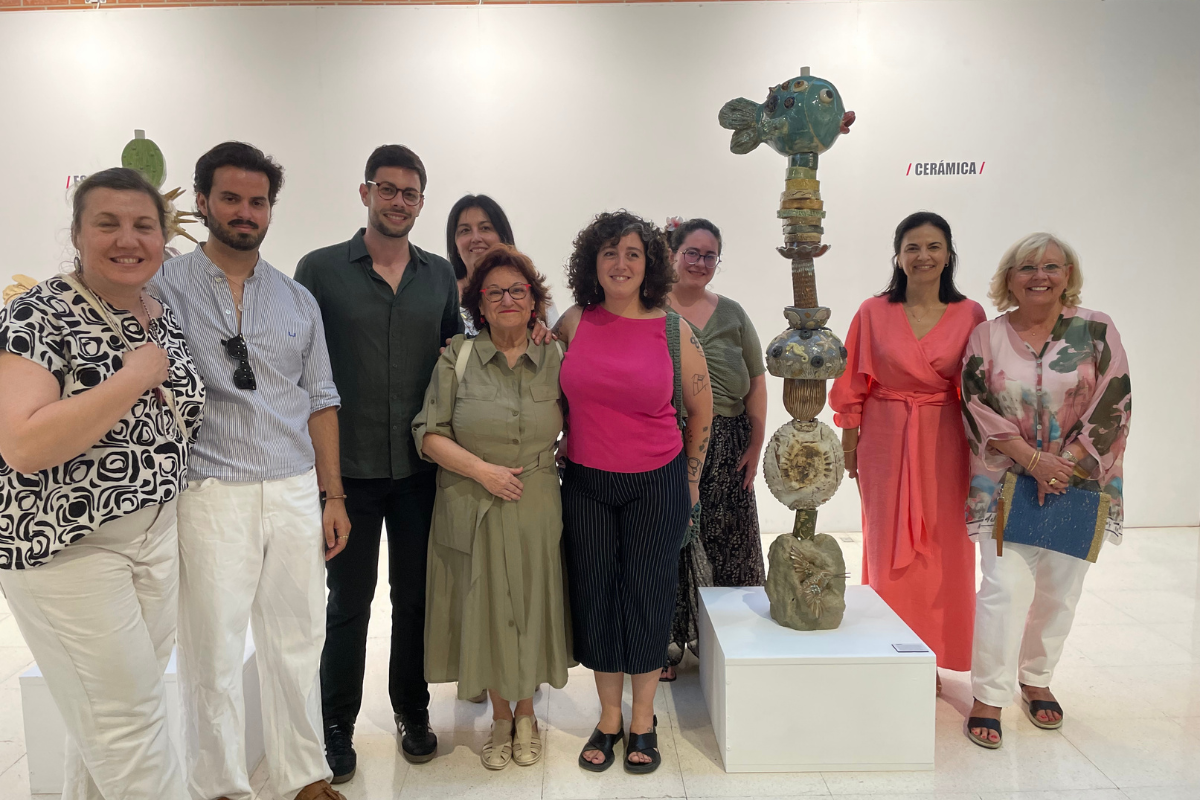 Más de 500 alumnos de la Universidad Popular muestran sus creaciones en una exposición en El Luzzy