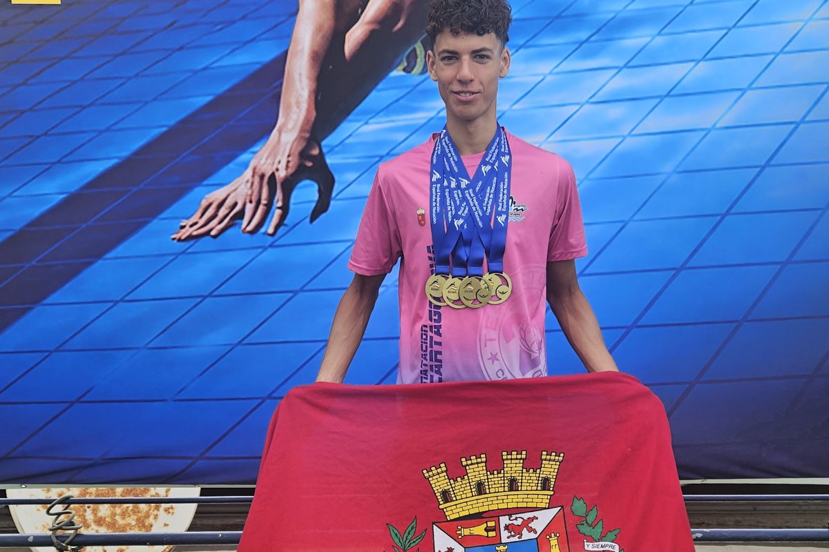 El cartagenero Marco Martínez conquista cuatro oros y firma el mejor rendimiento masculino en el XLVII Campeonato de España Infantil de Natación