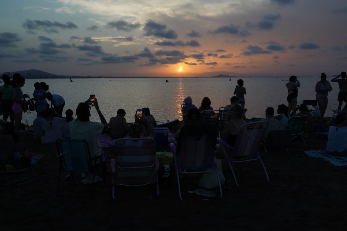Observación del eclipse solar en Cartagena