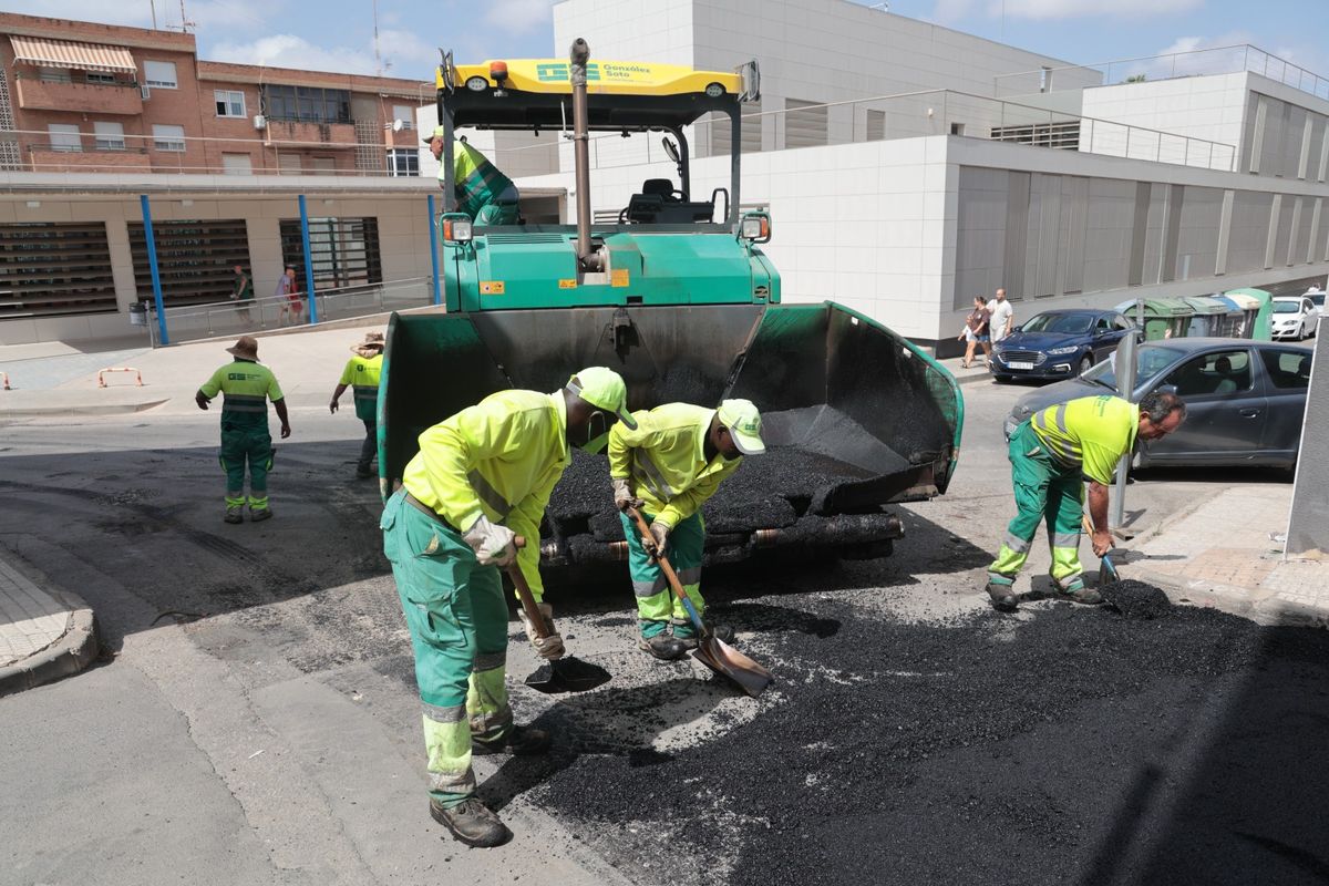 Actuaciones de asfaltado en San Antón