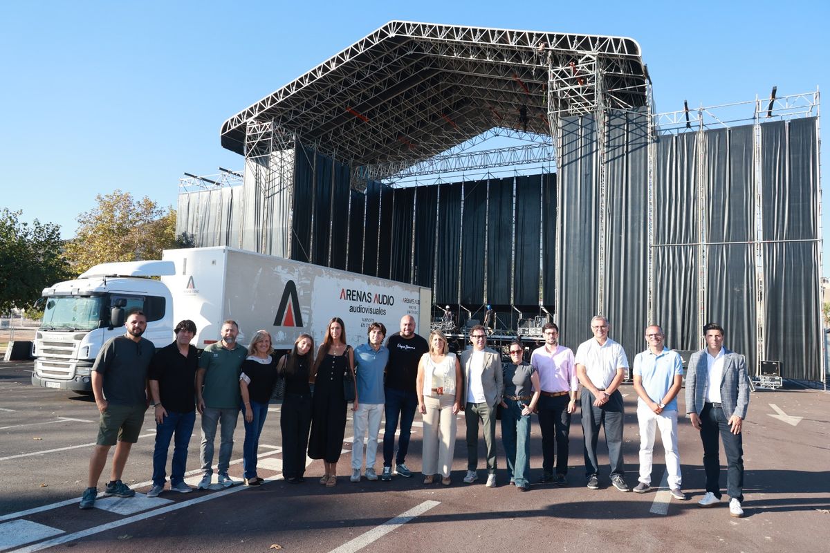 Visita al escenario de los conciertos de Bienvenida Universitaria y Carthagineses y Romanos
