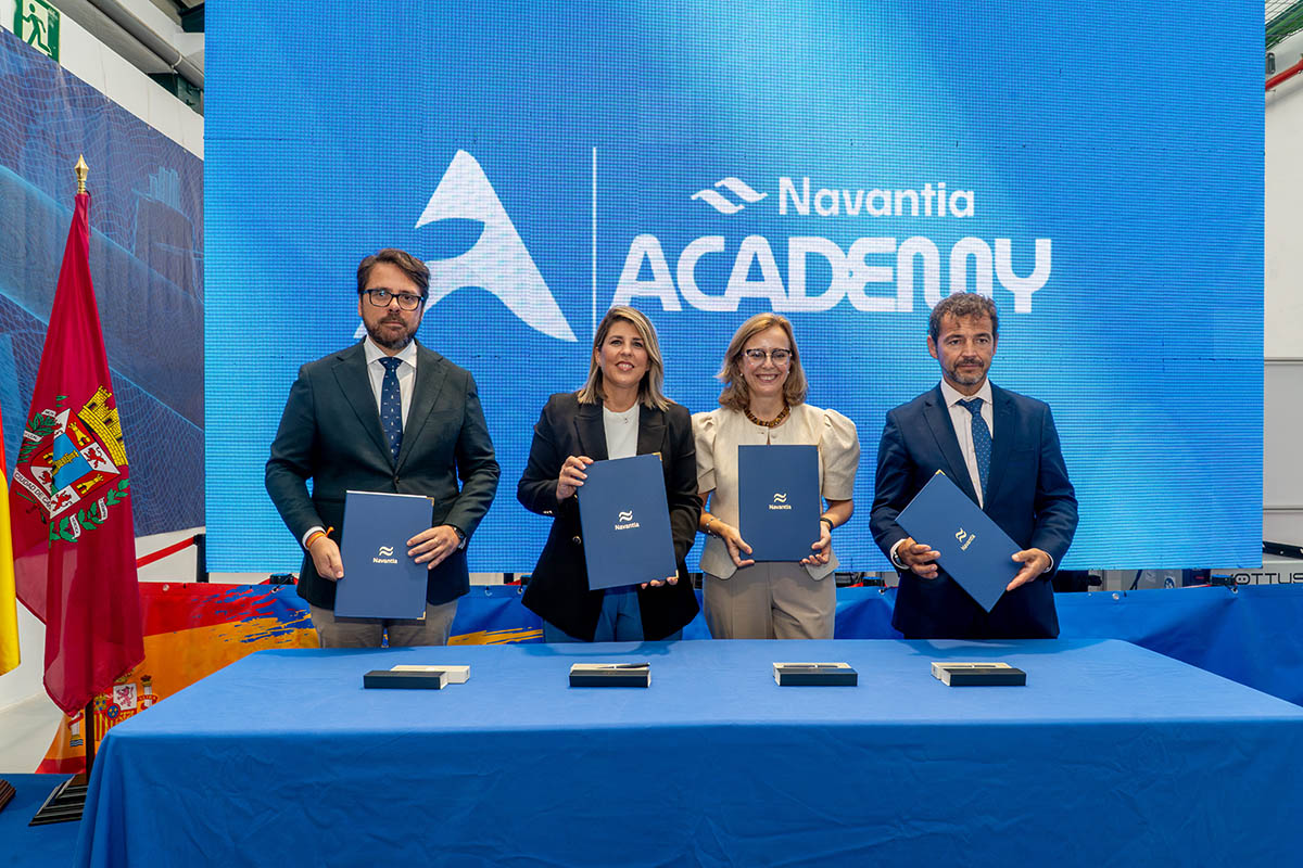 El Ayuntamiento de Cartagena y Navantia suscriben un convenio para la puesta en marcha del Centro de Cualificaci�n para las Nuevas Industrias