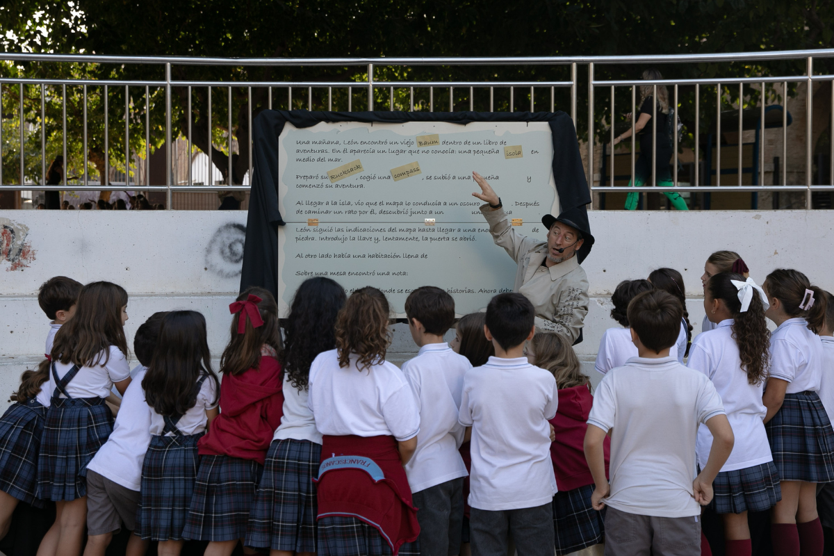 Visita de centros escolares a la Feria del Libro 2026