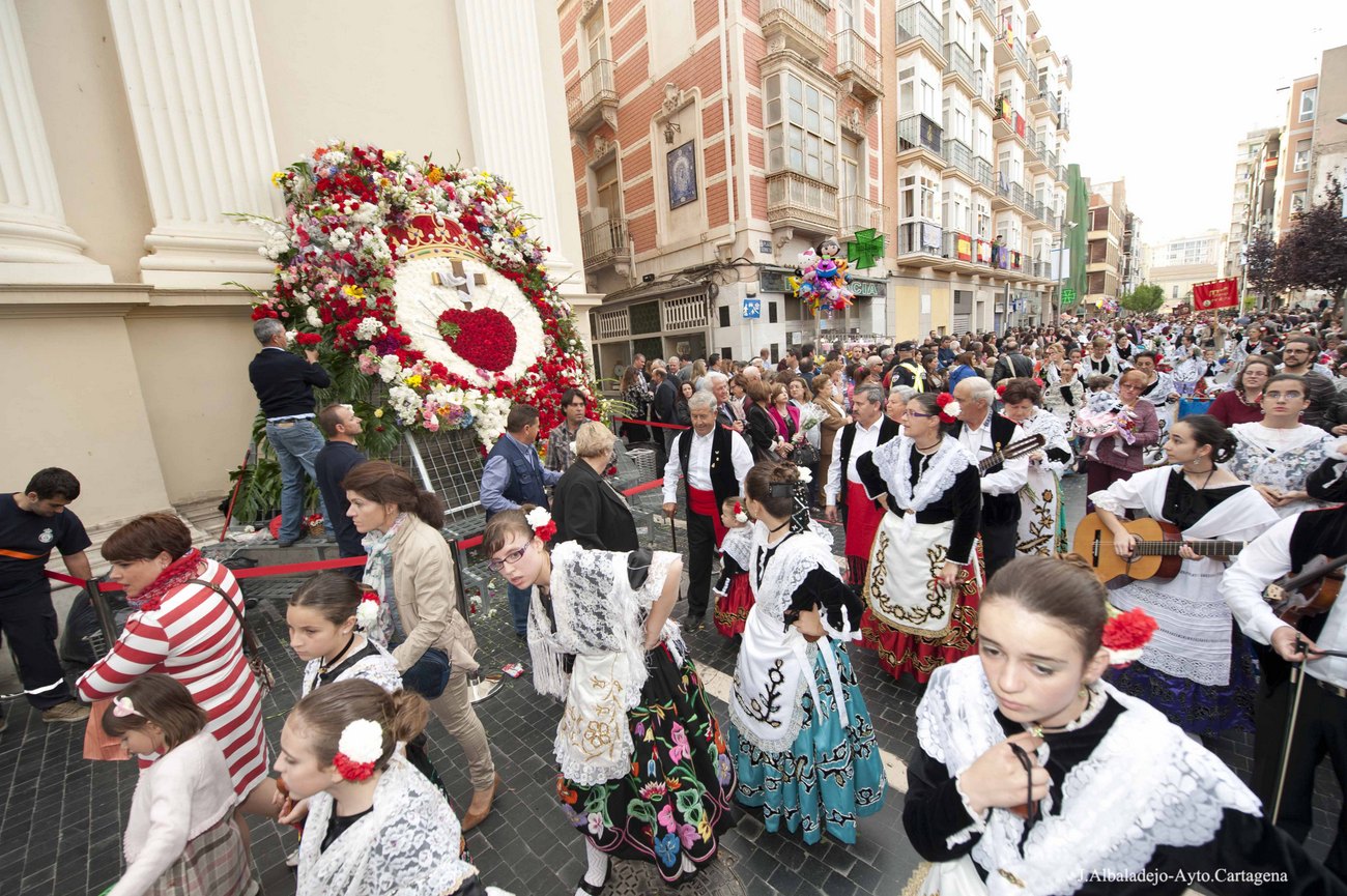 Ofrenda Floral a la Virgen de la Caridad