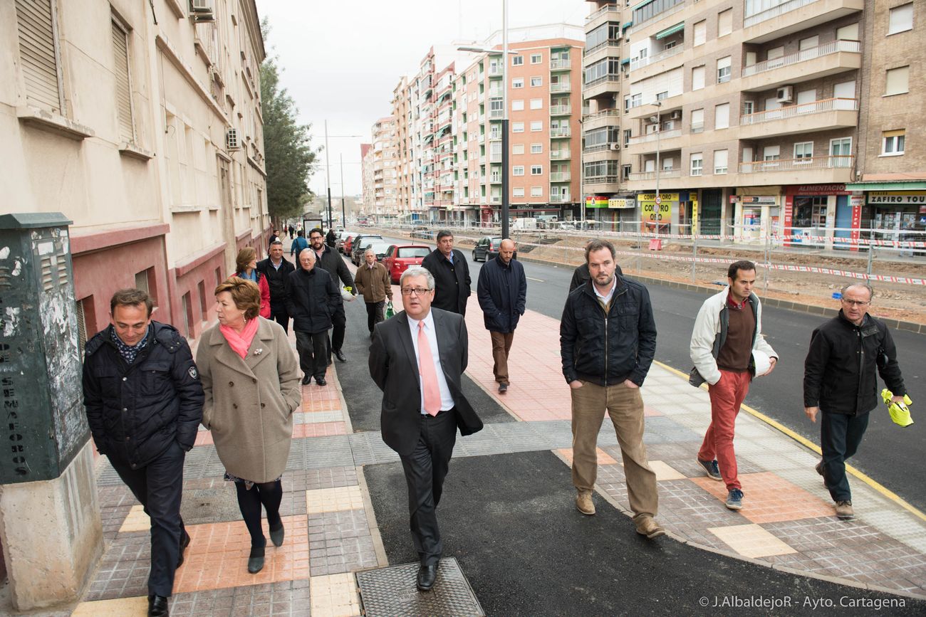 Visita de la alcaldesa a las obras de Capitanes Ripoll