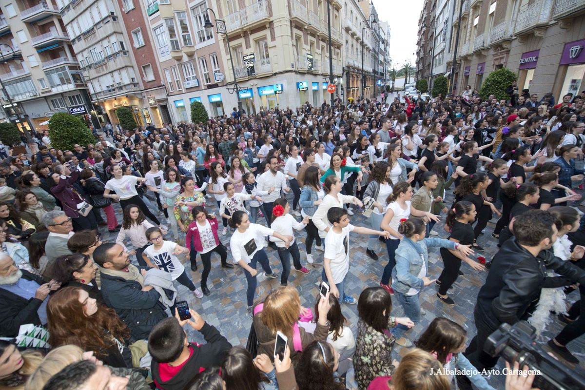 Flashmob por el Día Internacional de la Danza en Cartagena
