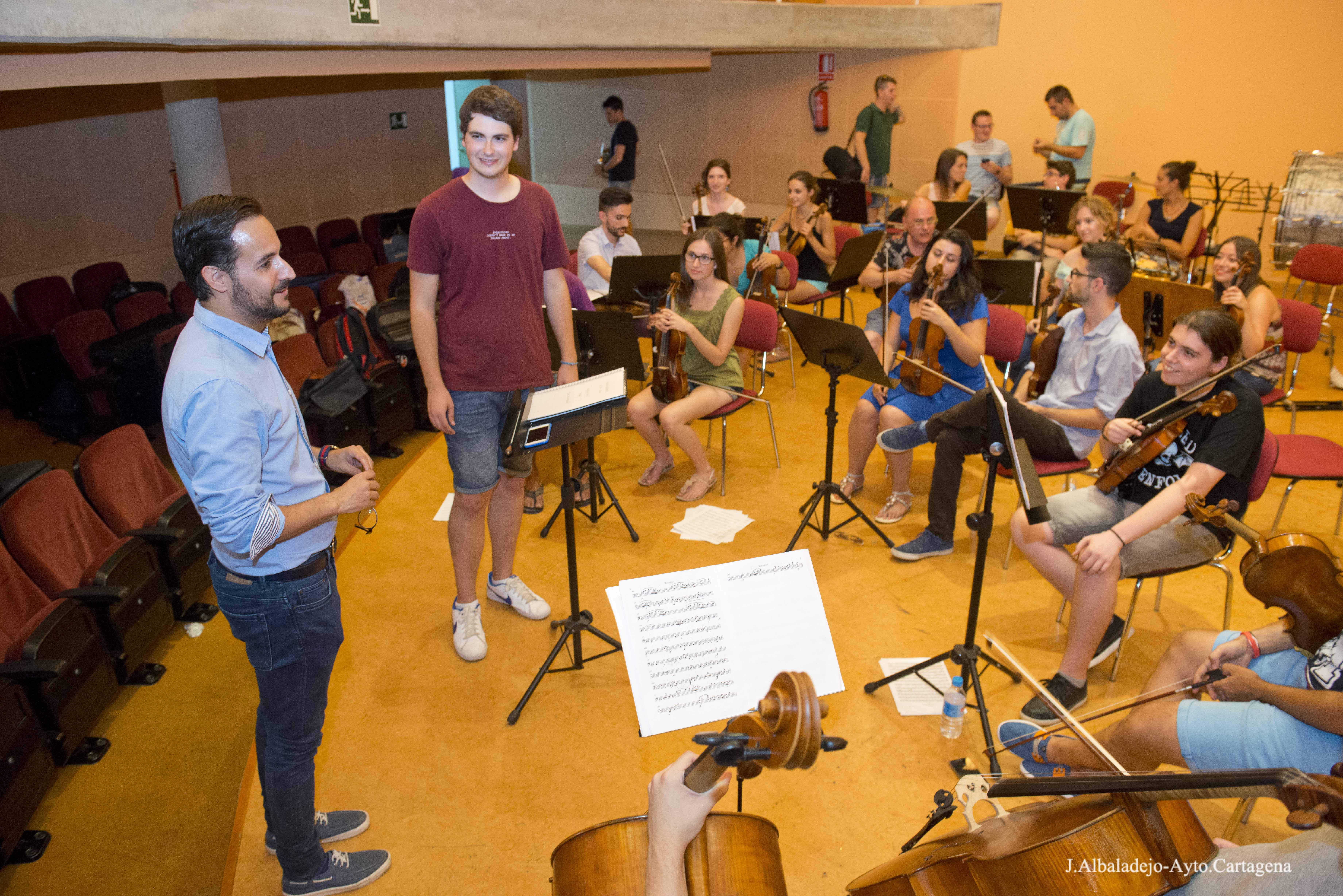 Ensayo de la Joven Orquesta Sinfnica de Cartagena