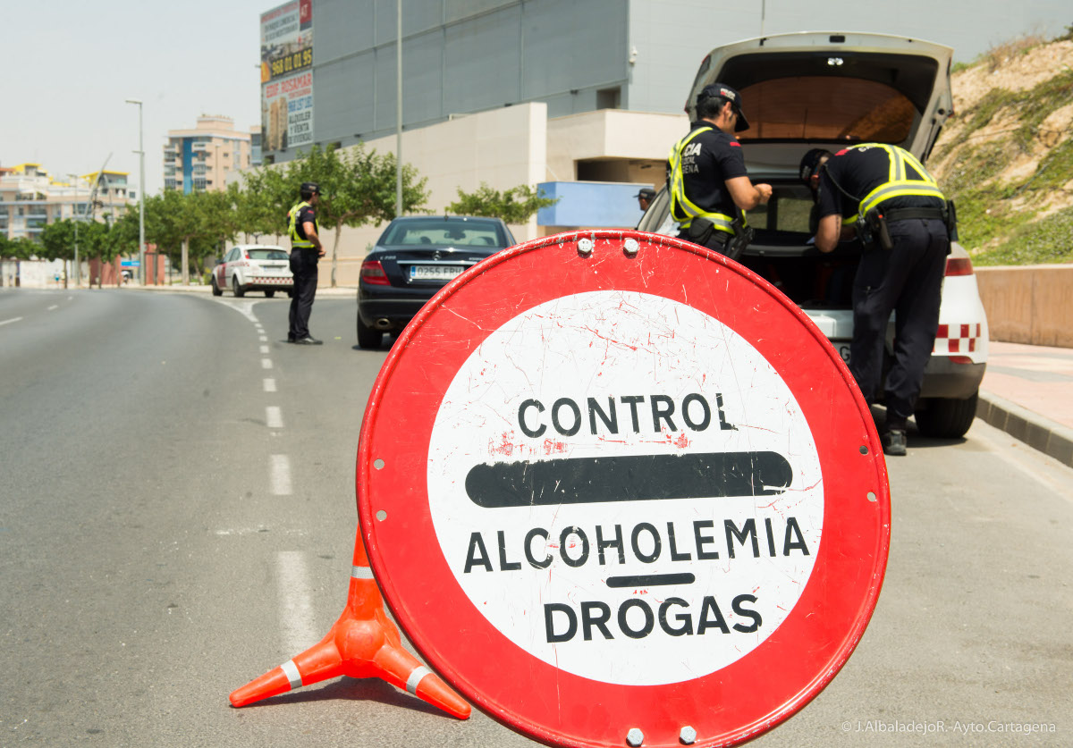 Control de alcohol y drogas de la Polica Local