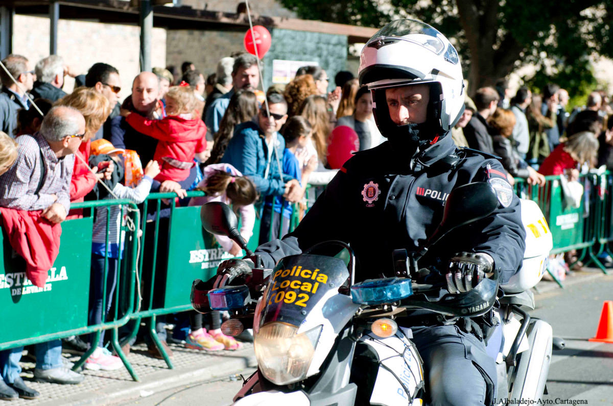 Dispositivo especial de la Polica Local durante la celebracin del Cross de la Artillera